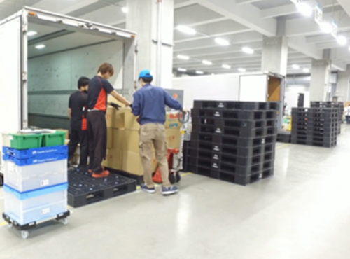 入荷作業の様子.png